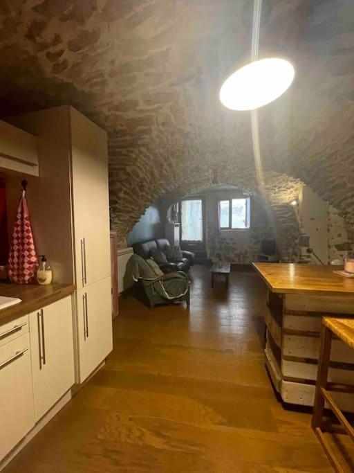 Charmante Cave Voutee 4 Personnes Saint-Jean-de-Fos Luaran gambar