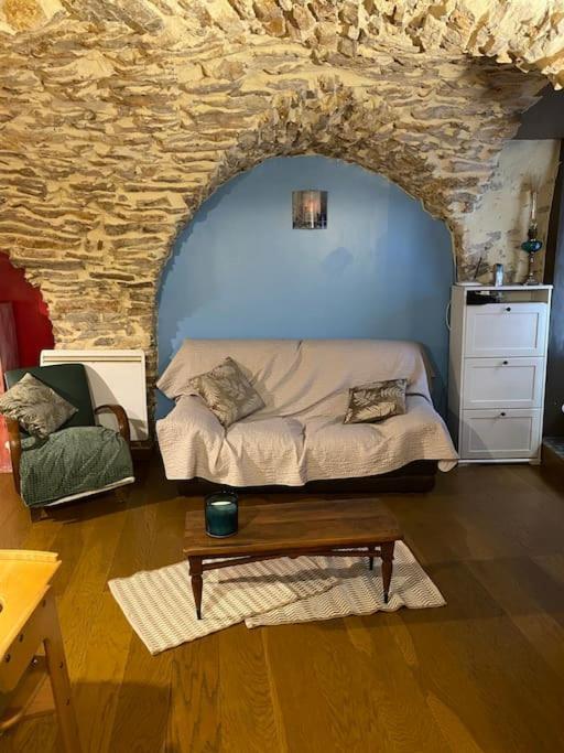 Charmante Cave Voutee 4 Personnes Saint-Jean-de-Fos Luaran gambar