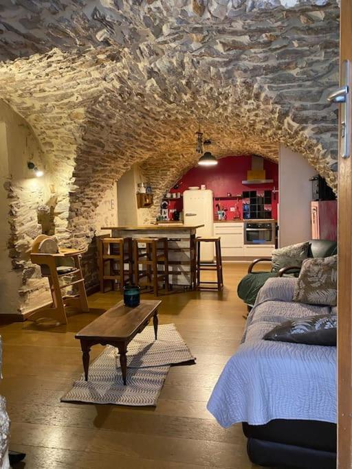 Charmante Cave Voutee 4 Personnes Saint-Jean-de-Fos Luaran gambar