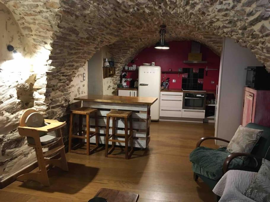Charmante Cave Voutee 4 Personnes Saint-Jean-de-Fos Luaran gambar
